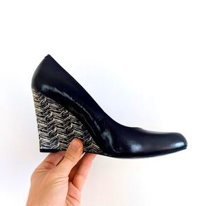 Nine West | Wedge Heels Black Leather Roryo SZ 9